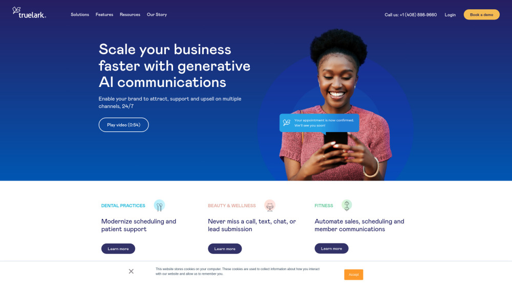 TrueLark AI Customer Communications Website screenshot